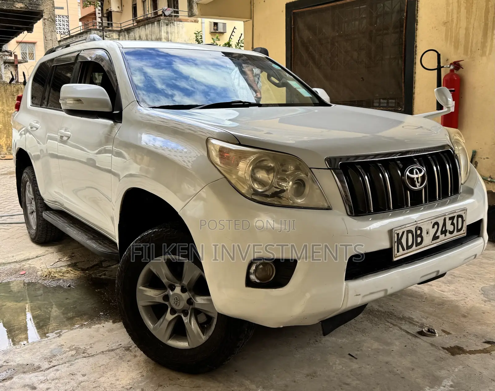 Toyota Land Cruiser Prado 4.0 Petrol TX-L 2015 White