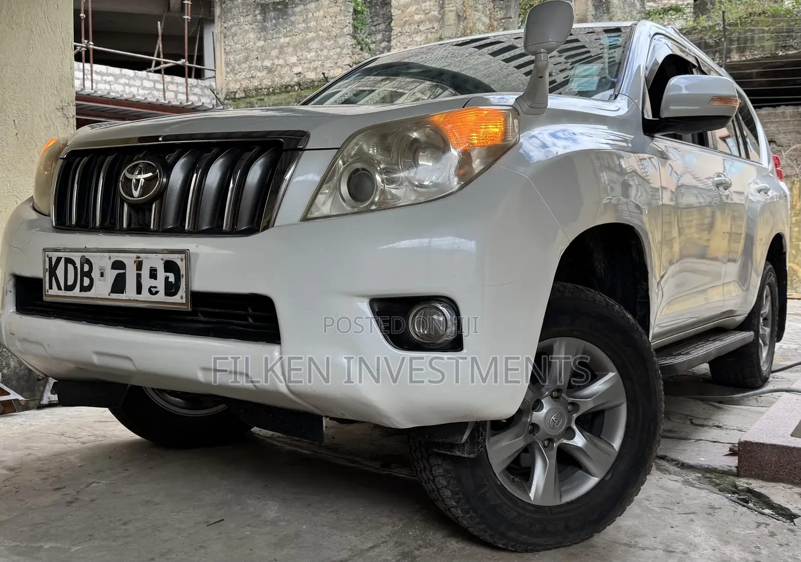 Toyota Land Cruiser Prado 4.0 Petrol TX-L 2015 White