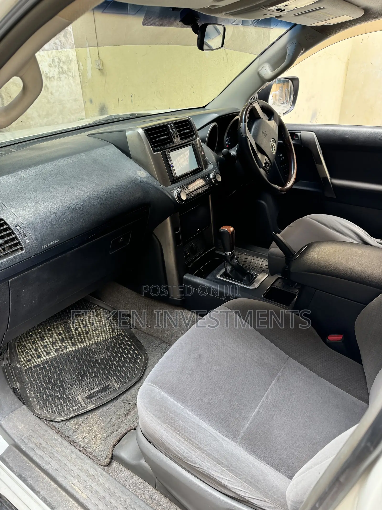 Toyota Land Cruiser Prado 4.0 Petrol TX-L 2015 White