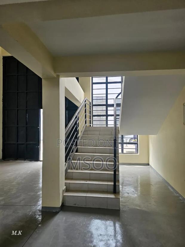 Modern Godown to Let | 3,600 Sq. Ft. | Eastern Bypass, Ruai - thumbnail 2