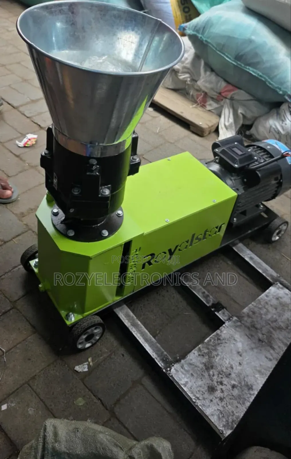 Commercial Pellet Machine 7.5 Hp Motor