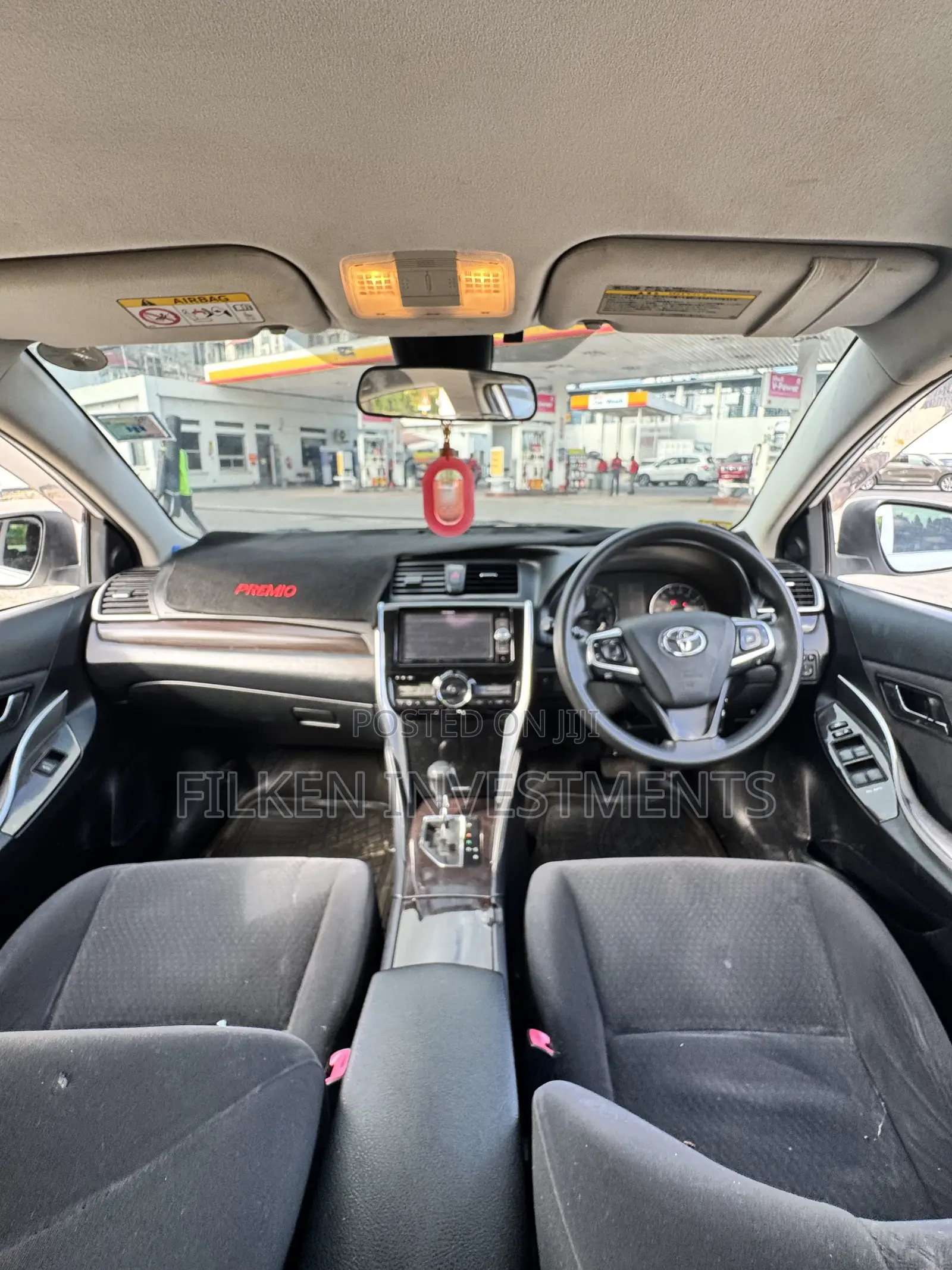 Toyota Premio 1.5 FWD 2018 White