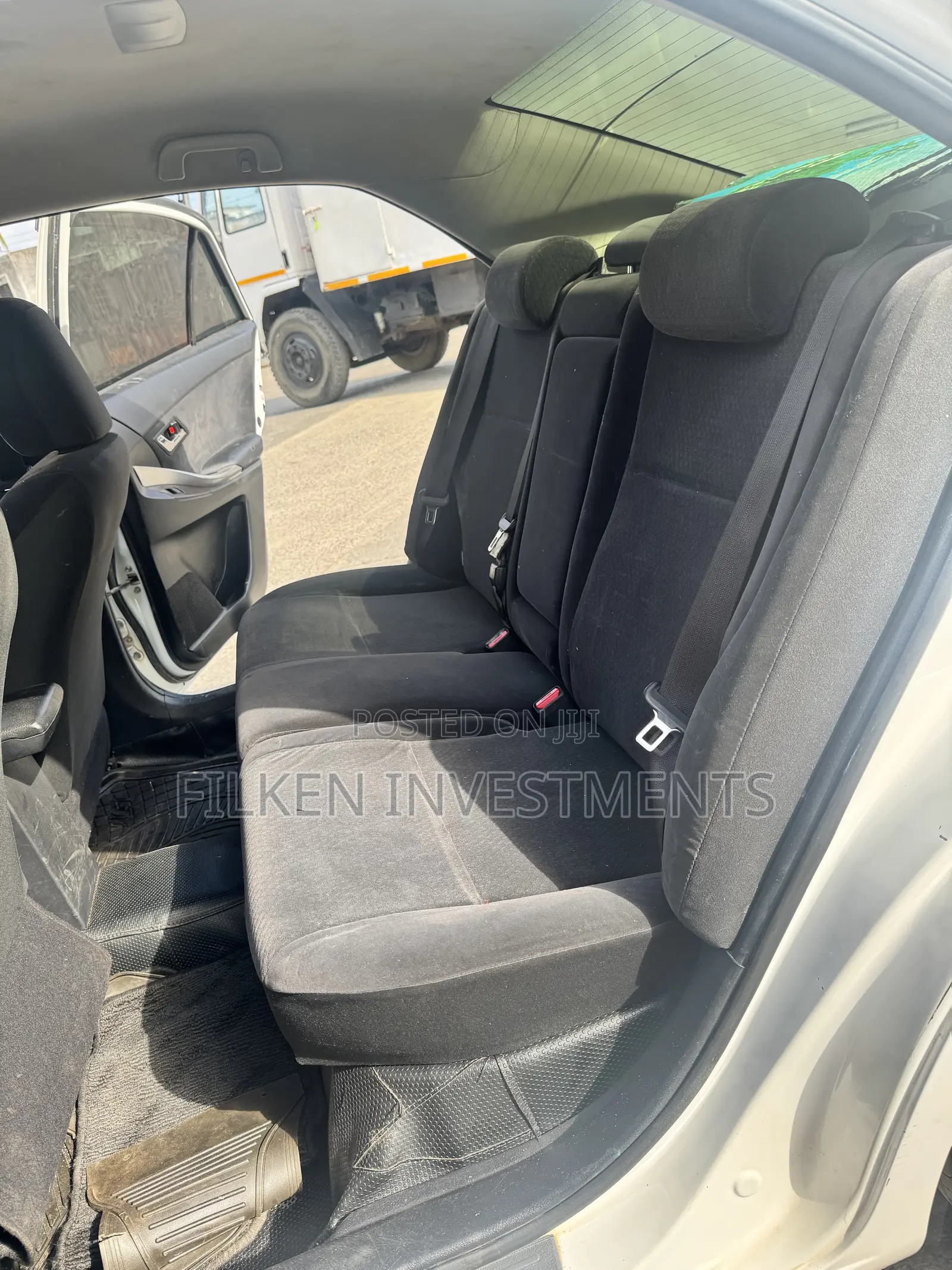 Toyota Premio 1.5 FWD 2018 White