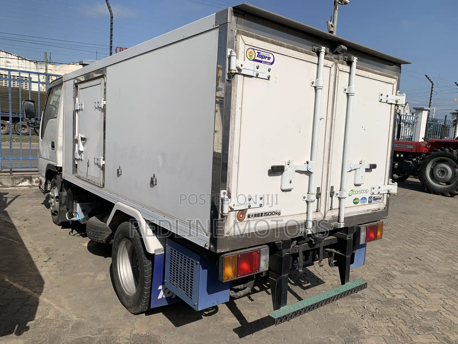 Isuzu ELF Truck 2018 White