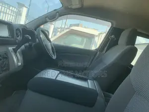 Nissan NV350 2018 Black
