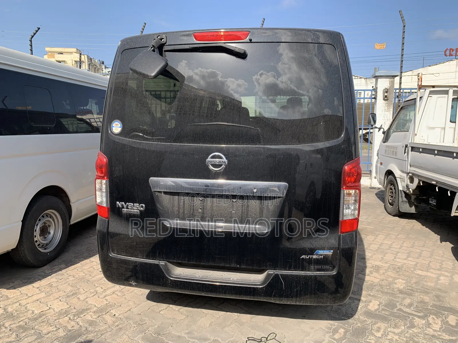 Nissan NV350 2018 Black