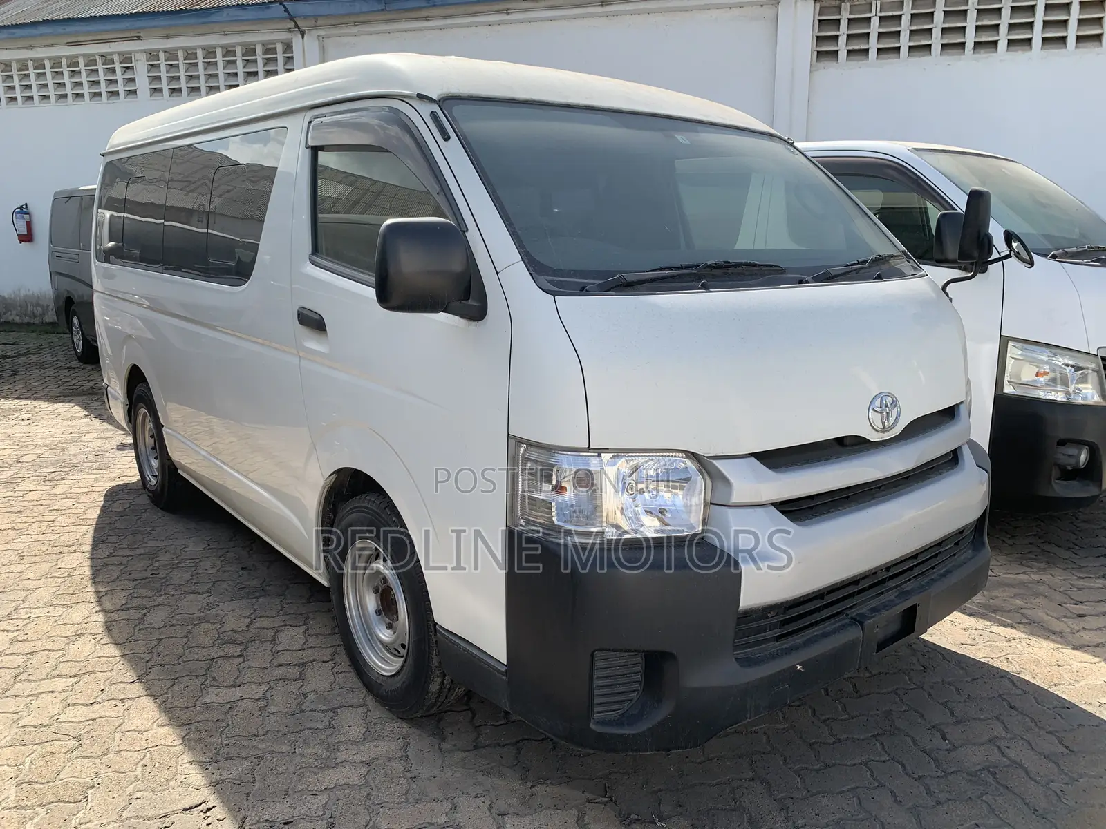 Toyota HiAce 2018 White