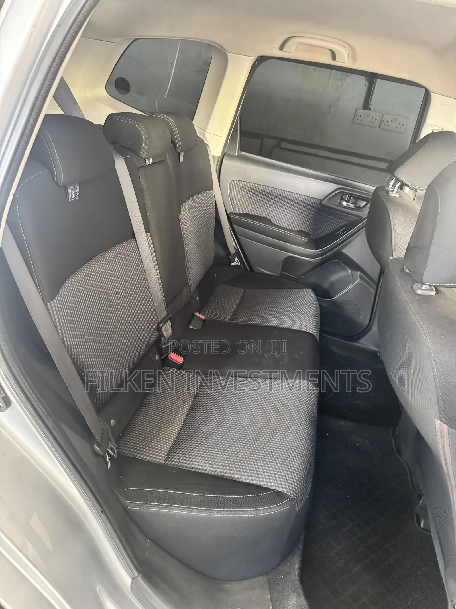 Subaru Forester 2018 Silver