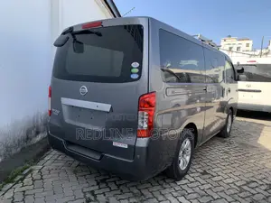 Nissan NV350 2018 Gray