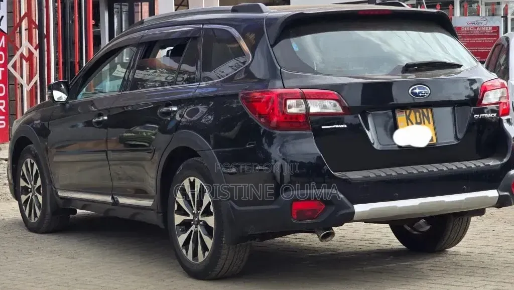 Subaru Outback 2016 Black
