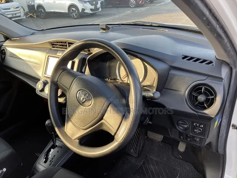 Toyota Axio 2019