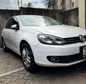 Volkswagen Golf 2013 White