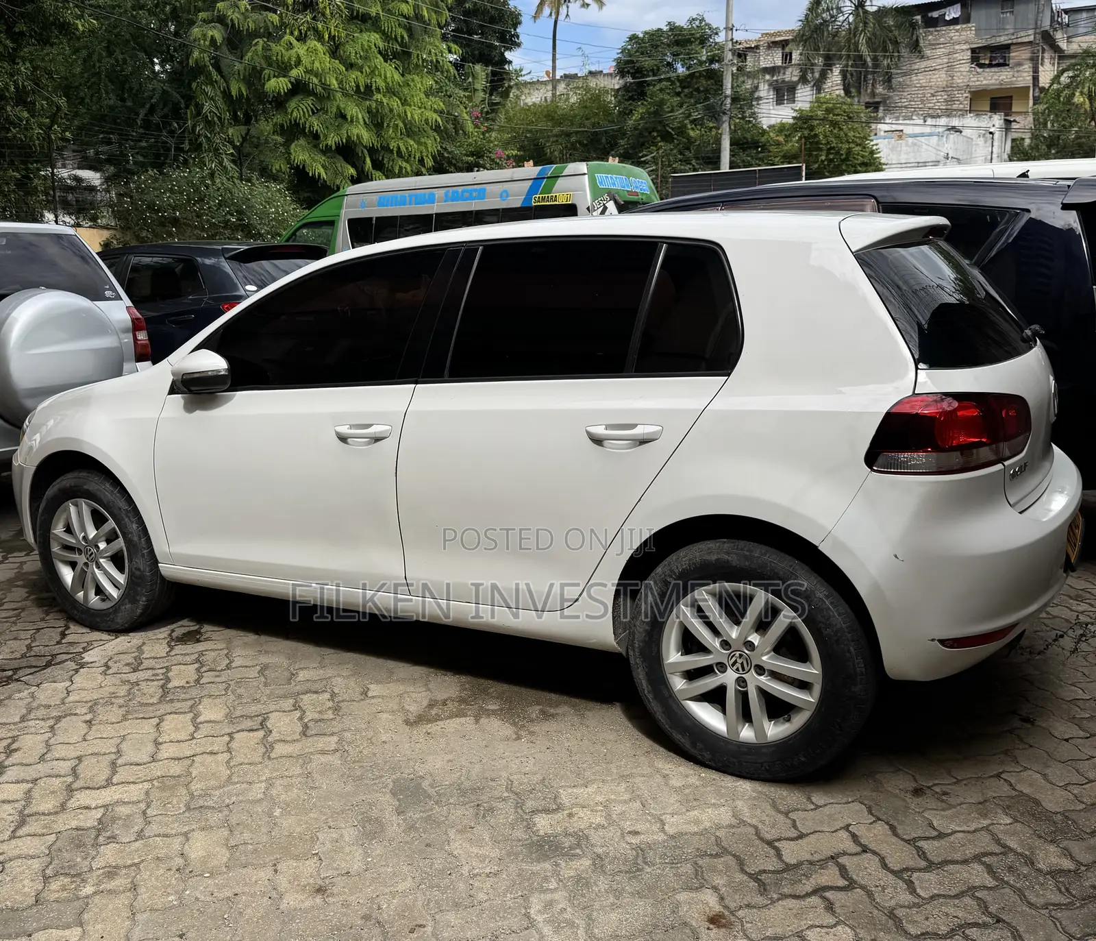 Volkswagen Golf 2013 White
