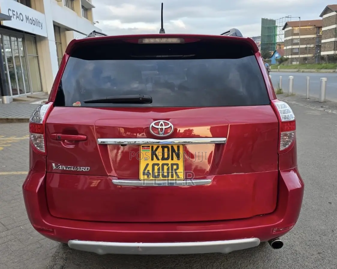 Toyota Vanguard 2009 Red