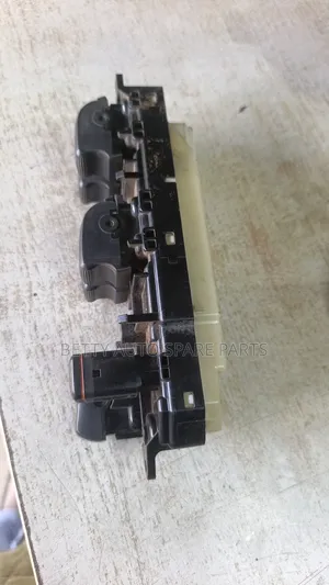 Toyota Prado 120 Main Switch