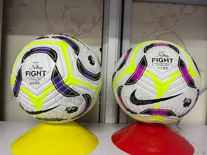 Nike Tubeless 
Size 4 Football/ Soccer Balls