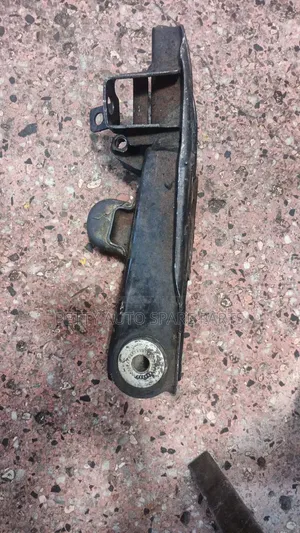 Toyota 5 L Rear Arm