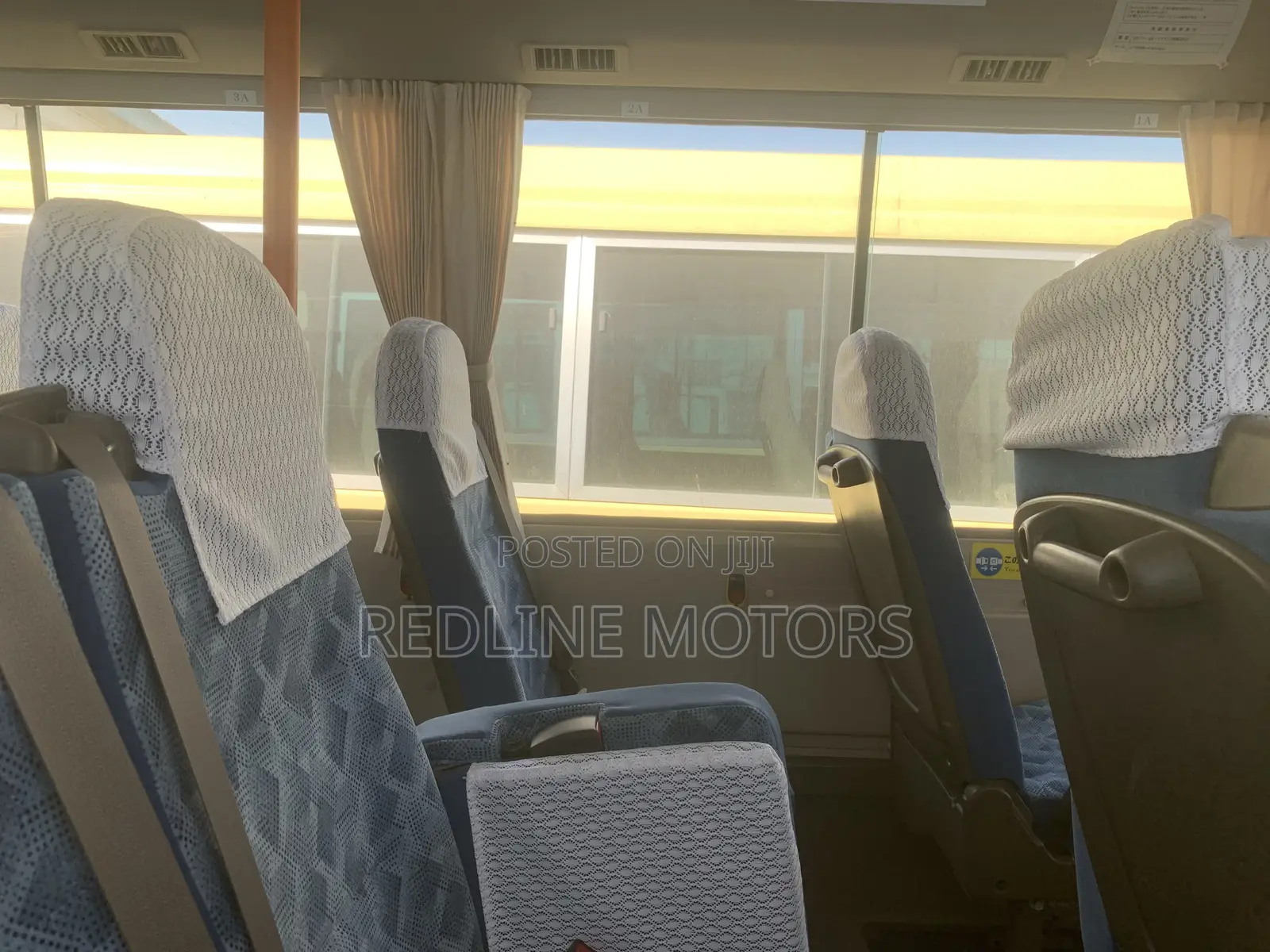 Mitsubishi Fuso Rosa 2018 White