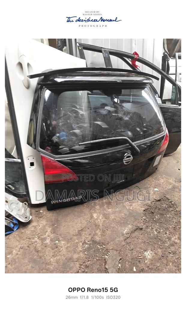 Nissan Wingroad Y11 Boot