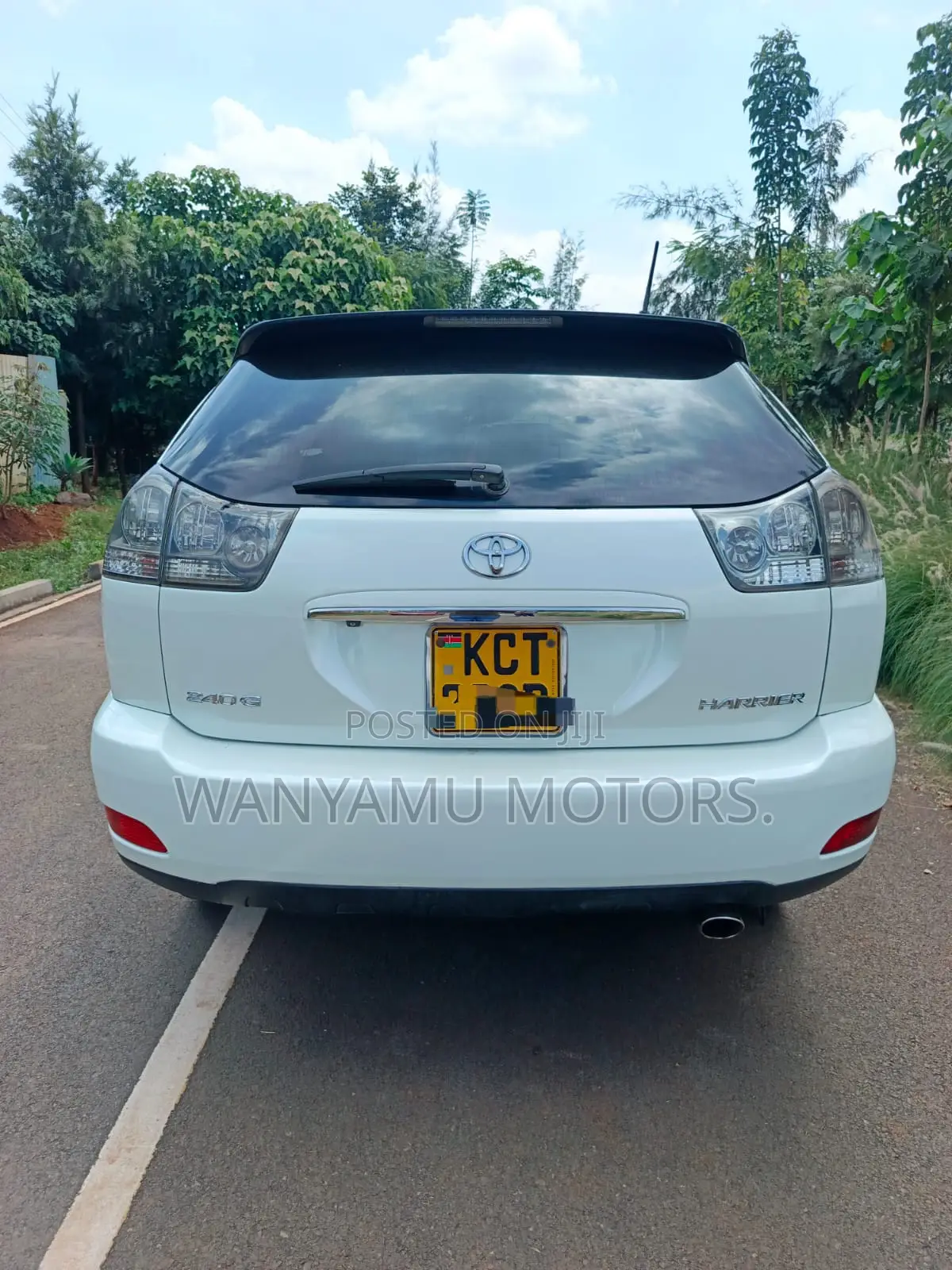 Toyota Harrier 2011 White