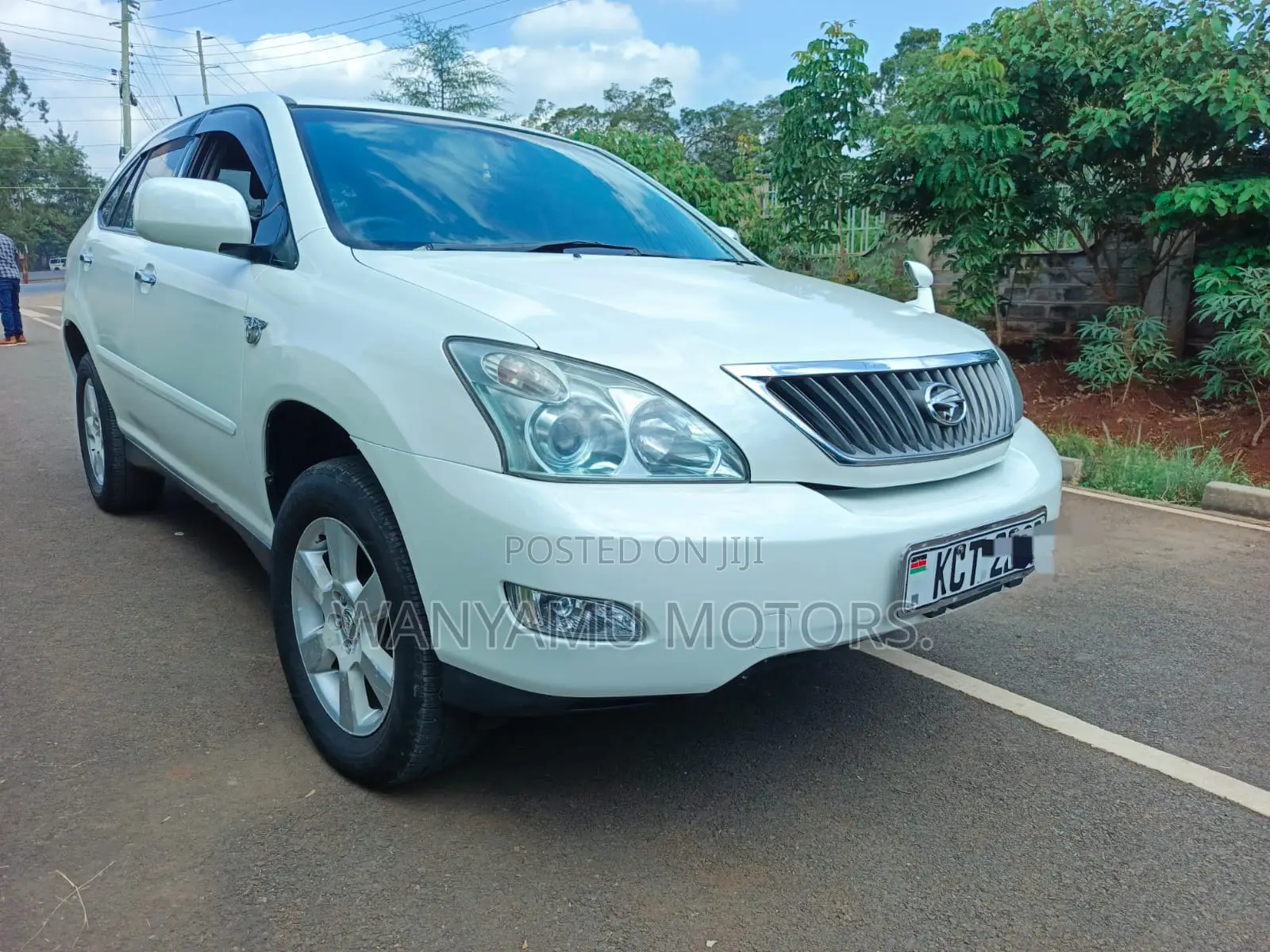 Toyota Harrier 2011 White