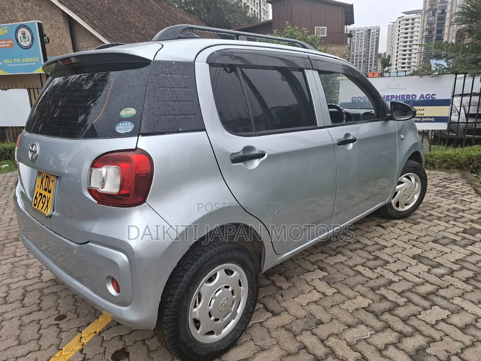 Toyota Passo 2016 Silver