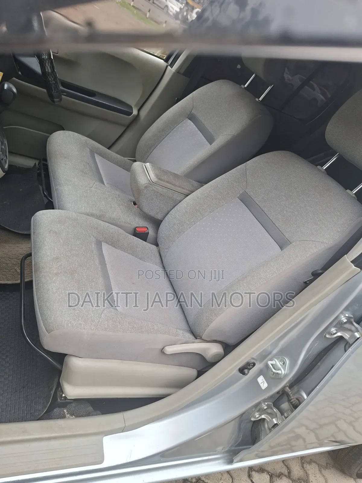 Toyota Passo 2016 Silver