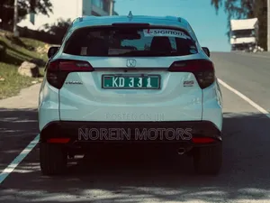 Honda Vezel 2020 White