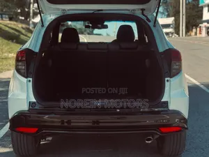 Honda Vezel 2020 White