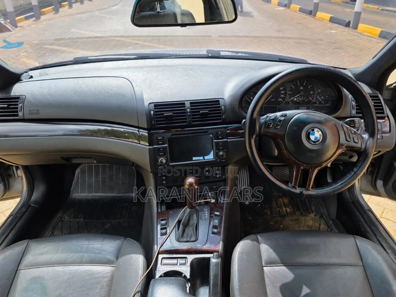 BMW 320i 2004 Gray
