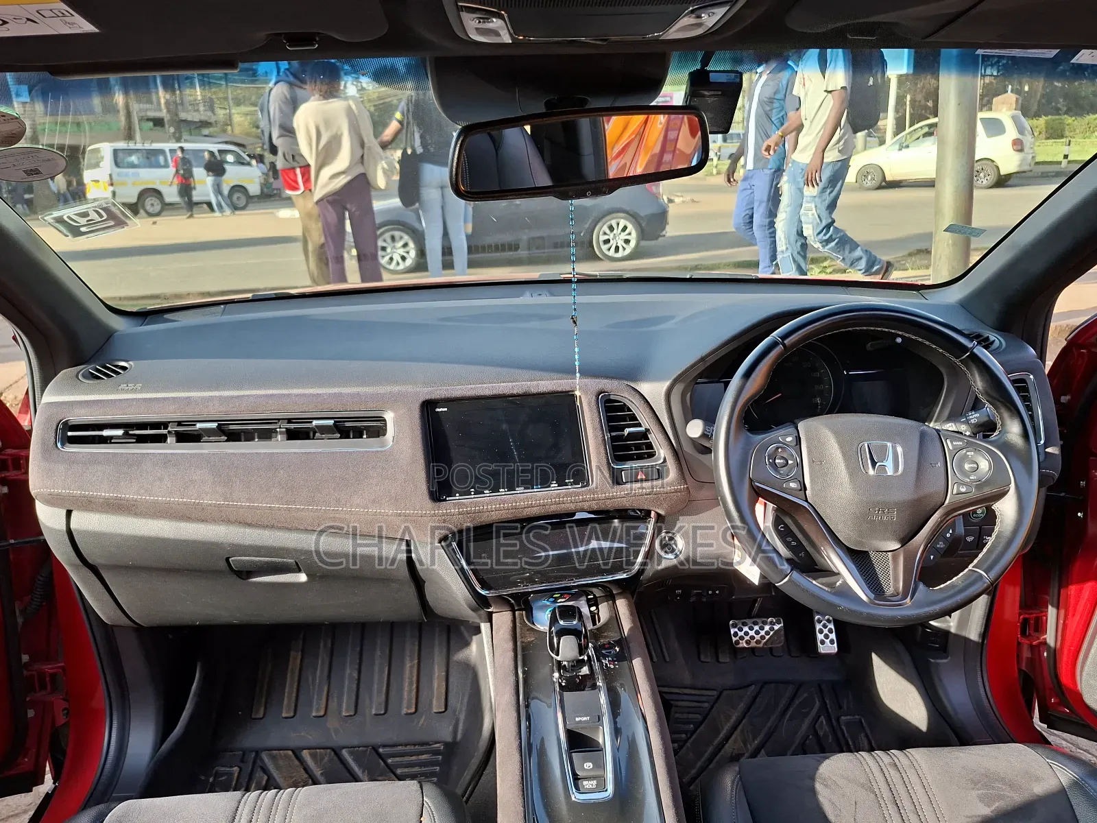 Honda Vezel 2018 Red