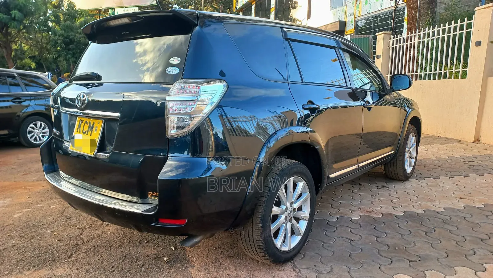 Toyota Vanguard 2010 Black