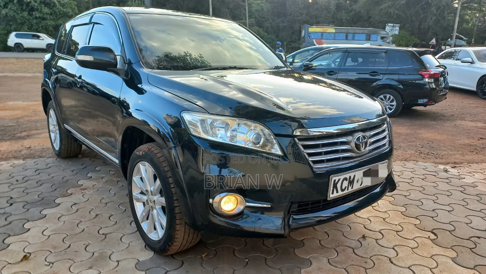 Toyota Vanguard 2010 Black