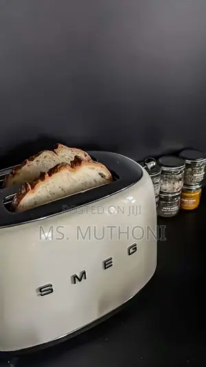 950w Smeg 2 Slice Toaster