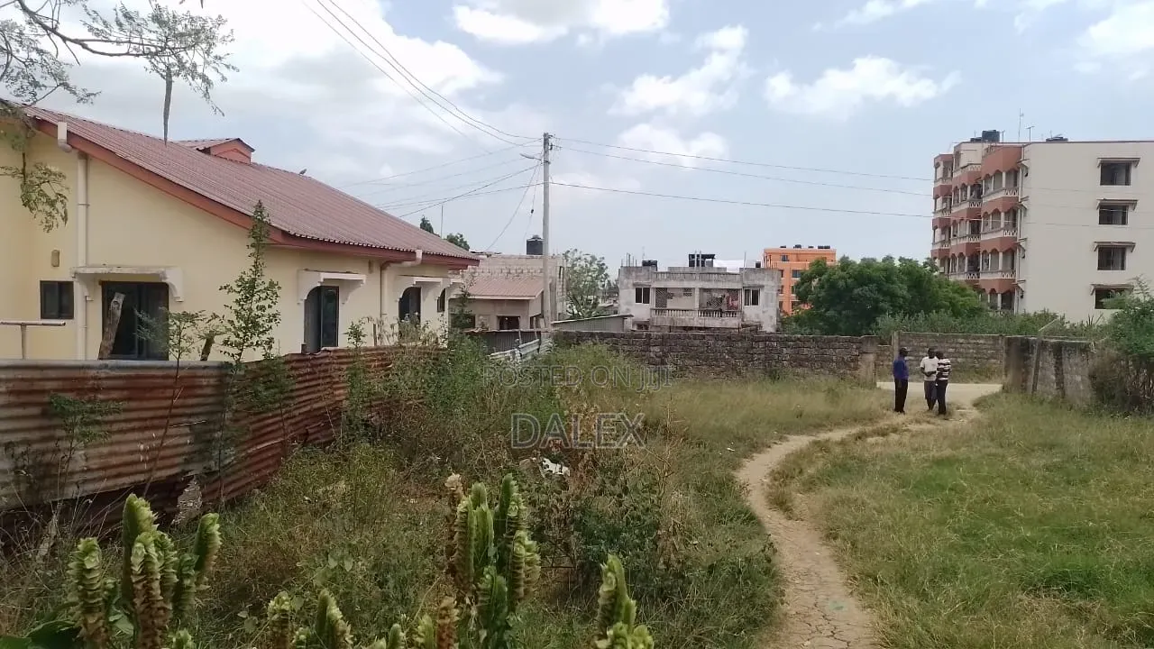 50by100 Plot With Title Deed For Sale