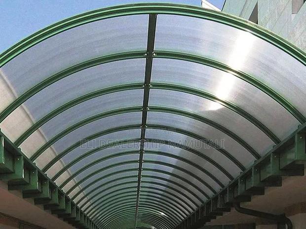 Longlasting Uv-Protected Polycarbonate Panel for Roofing Applications - thumbnail 2