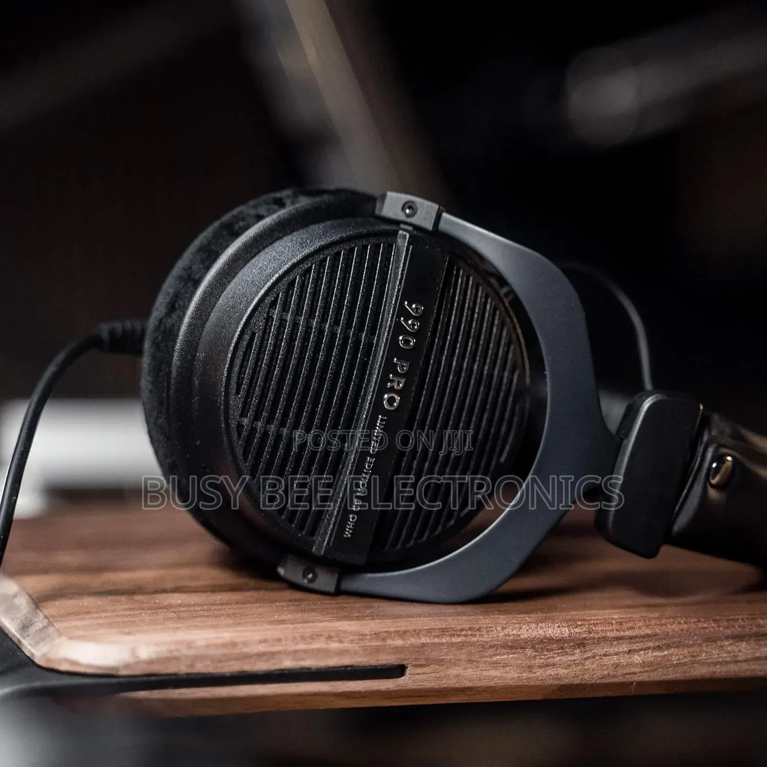 Professional Dt 990 Pro Studio Monitor Headphones