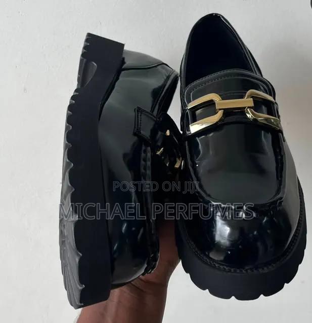 Doctor Martines Shoes - thumbnail 6