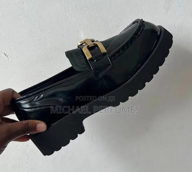Doctor Martines Shoes - thumbnail 9