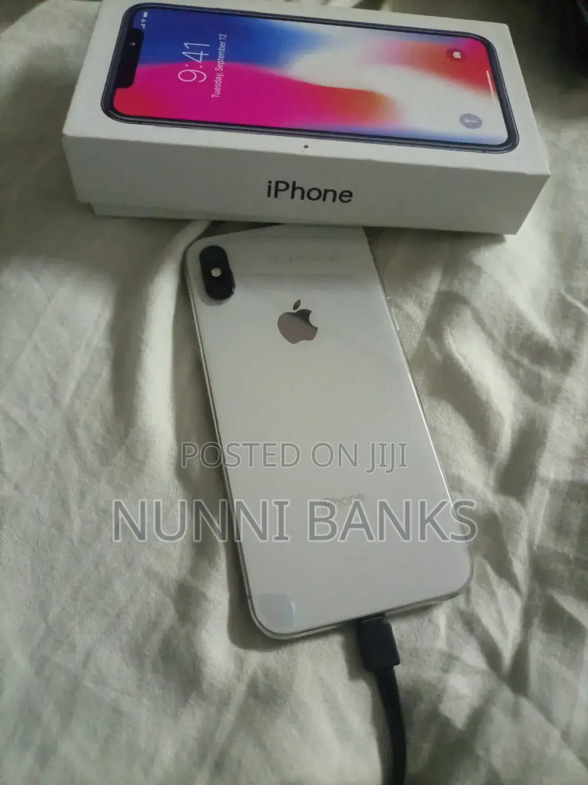 Apple iPhone X 256 GB White