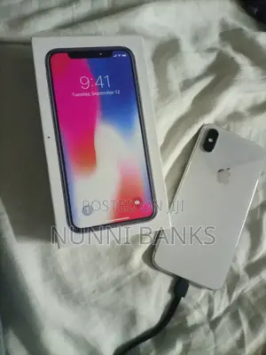 Apple iPhone X 256 GB White