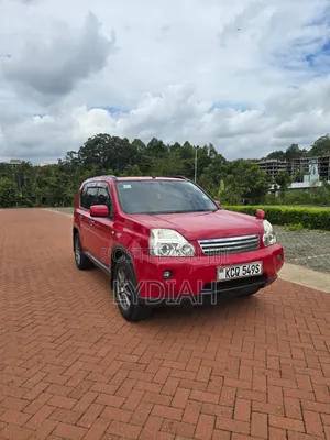 Nissan X-Trail 2010 Red