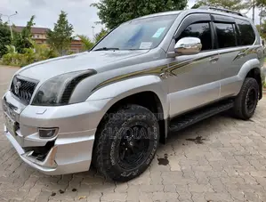 Toyota Land Cruiser Prado 2005 Silver
