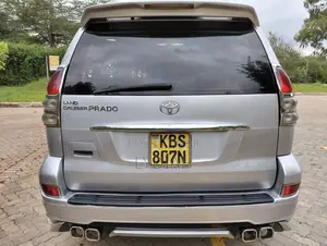 Toyota Land Cruiser Prado 2005 Silver