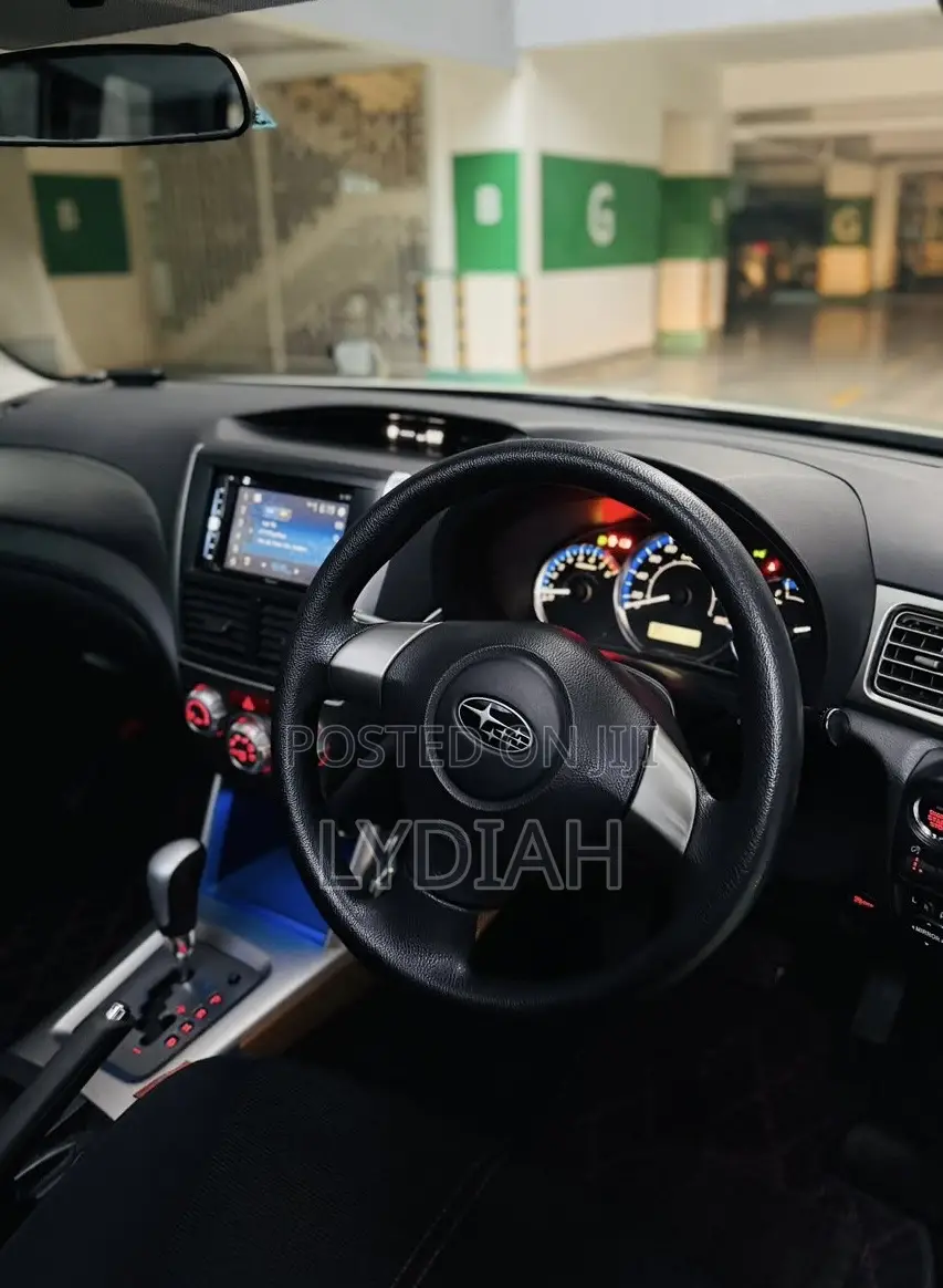 Subaru Forester 2010 Silver