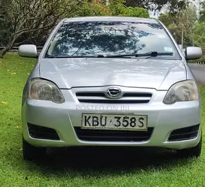 Toyota Corolla RunX 2005 Silver