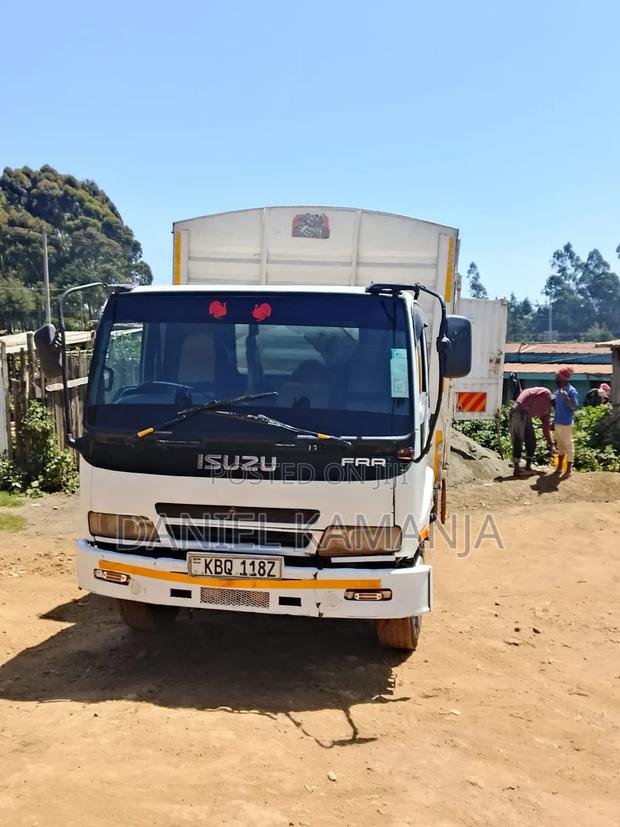 Lorry Isuzu FRR - thumbnail 3