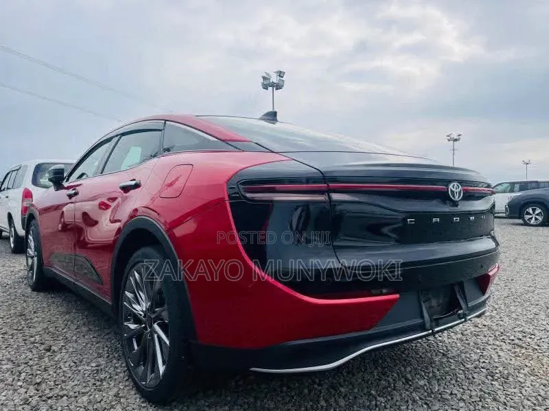 Toyota Crown 2022 Red