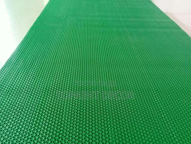 Green, Bathroom Floor Slippery Solution With Perforated PVC Antislip