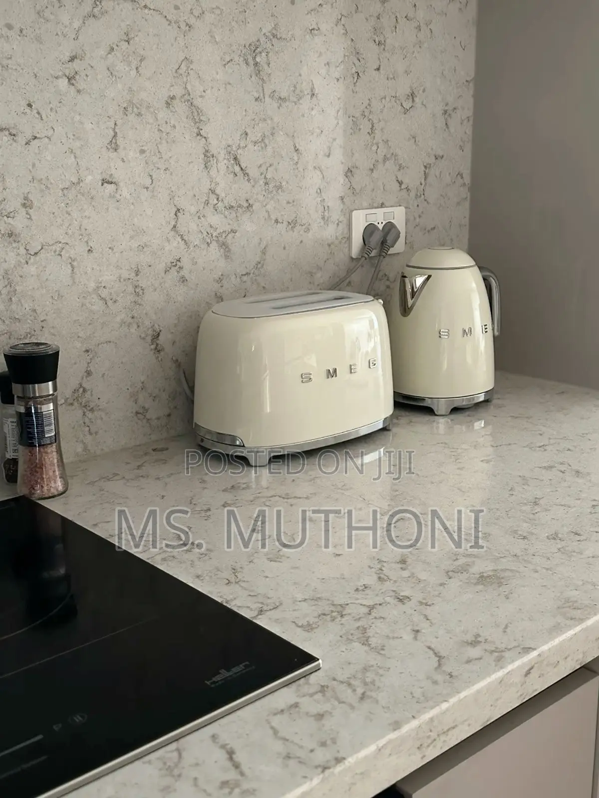 Smeg Toaster + Electric Kettle Set